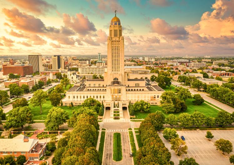 Lincoln skyline and Nebraska State Capitol 