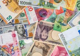 World banknotes 