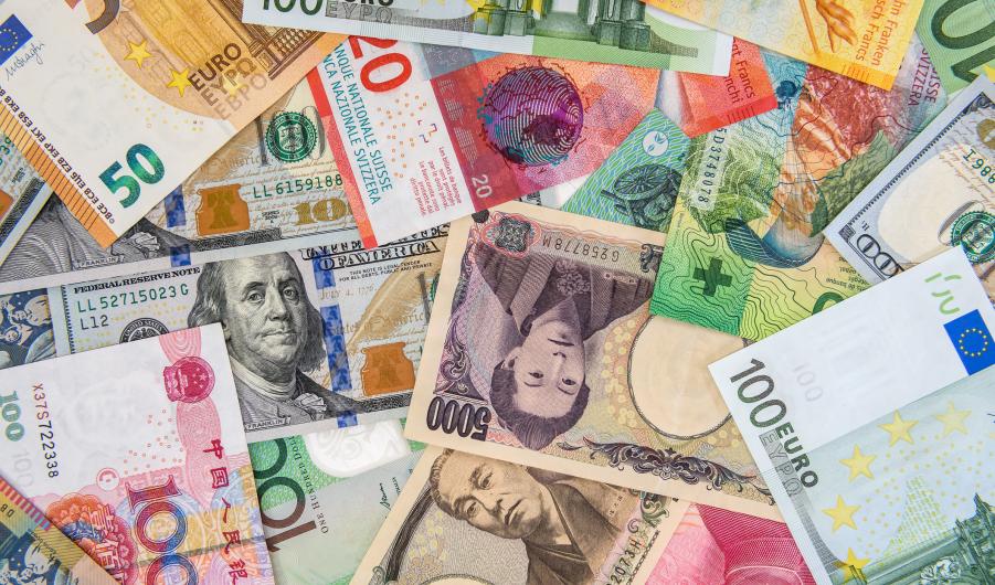 World banknotes 
