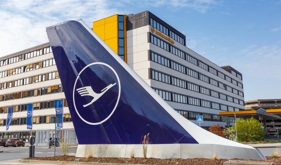Lufthansa headquarters with tail at Frankfurt airport 