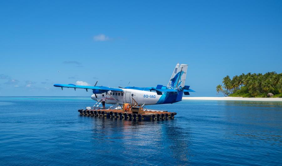 A Maldivian Air Taxi water taxi 