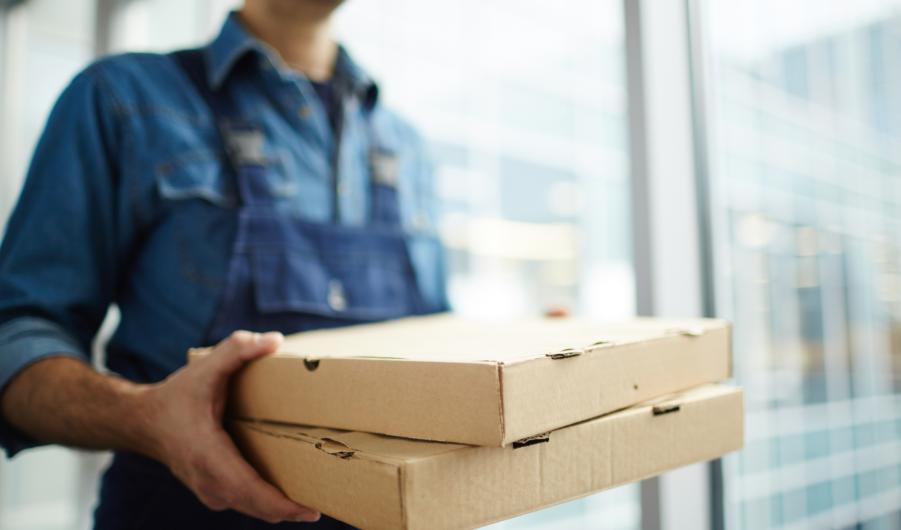 Delivering pizza